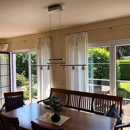 Holiday At The Spa Park - Kranich Tatil Evi Zingst